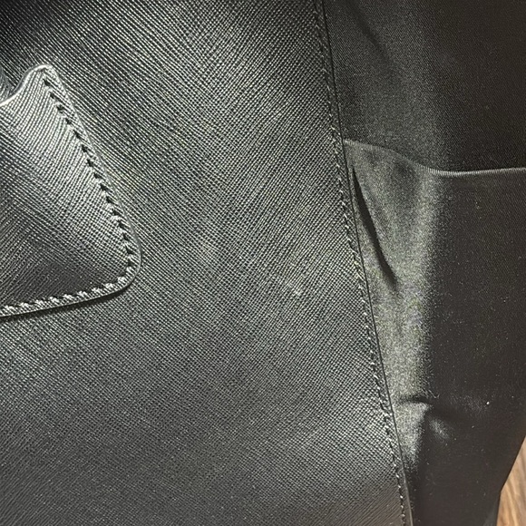 🔥🔥🔥Henri Bendel Black Diaper Bag w/ Changing Mat, Spacious Elegant Design🔥🔥🔥 - Picture 4 of 16